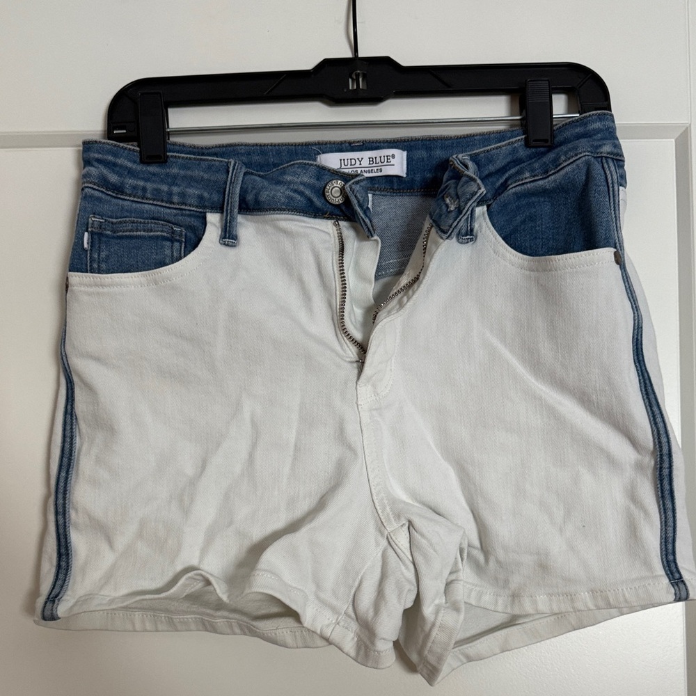 Judy Blue Women's Two-Tone Denim Shorts